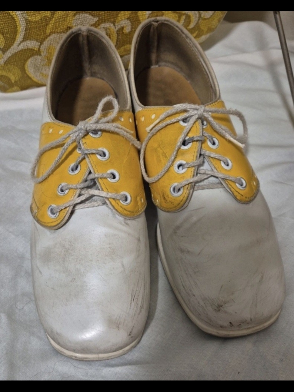 VTG 70s Brunswick Yellow Saddle Bowling Shoes Rockabilly Retro 11.5 Inches